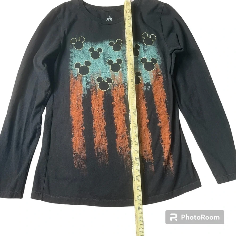 Authentic Disney Parks Womans XL Glitter Mickey Long Sleeve Black Tee Fitted